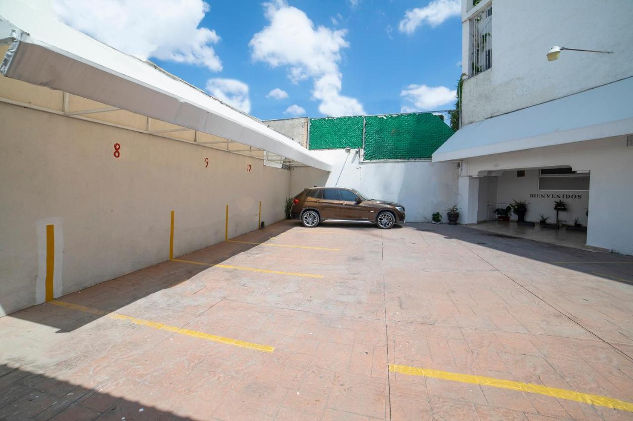 Amueblados San Isidro Otel León Dış mekan fotoğraf