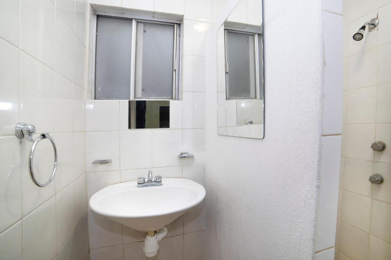 Amueblados San Isidro Otel León Dış mekan fotoğraf